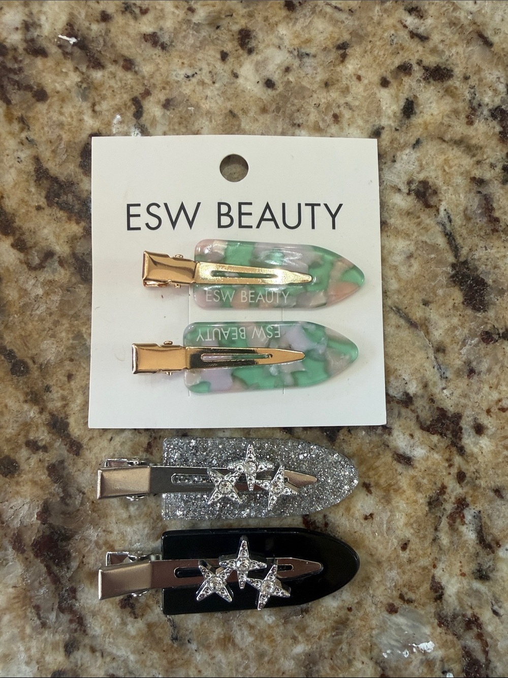 ESW Beauty Green & Pink Resin Hair Clip Set with Silver and Black Accents